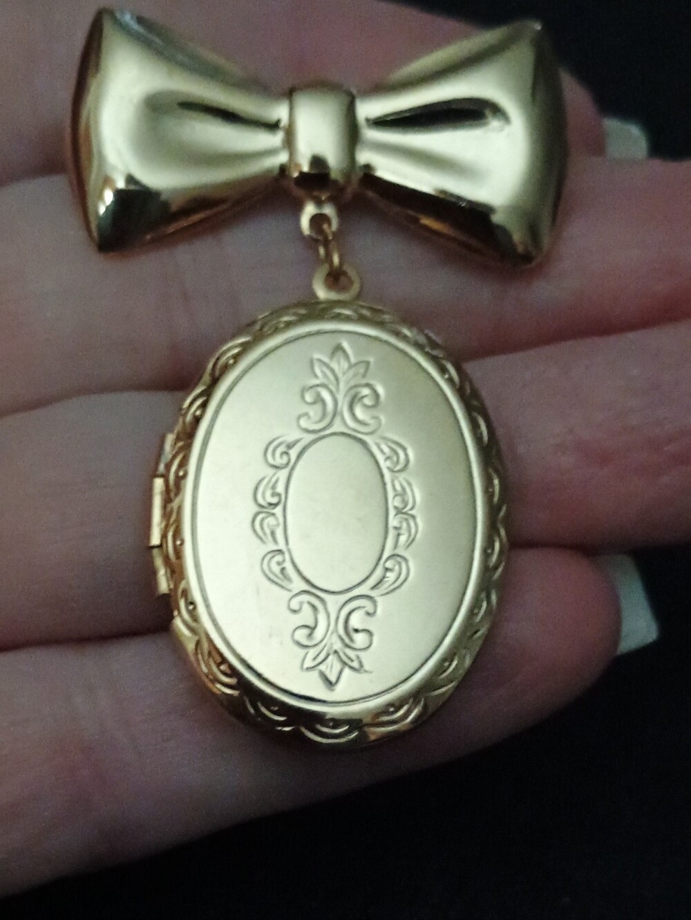 Vintage Gold Bow Locket Brooch  - Women's Jewelry